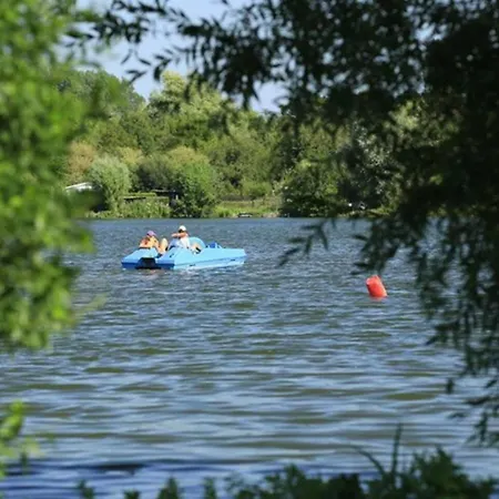 24 - Les Robinson Du - - Pêche Gratuite Sans Permis Camping Ardres