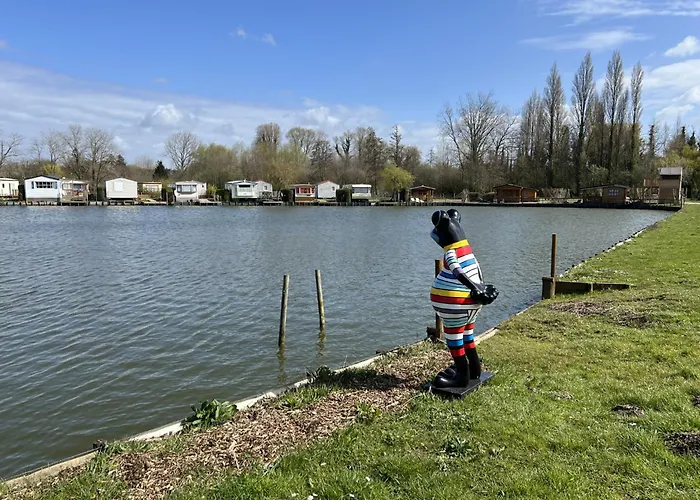 24 - Les Robinson Du - - Peche Gratuite Sans Permis Campingplads